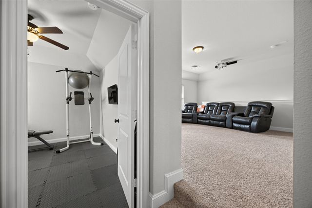 108 Crystal Creek Drive, Red Oak, TX 75154