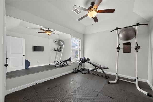 108 Crystal Creek Drive, Red Oak, TX 75154