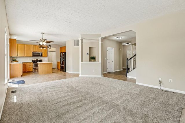 287 Leather Leaf Lane, Lebanon, OH 45036