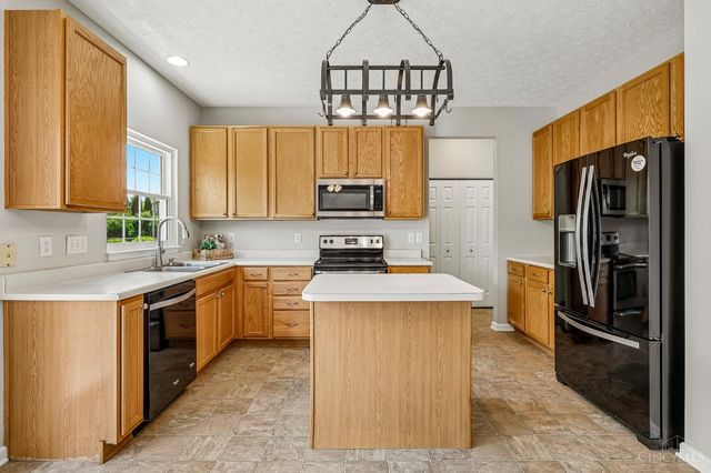 287 Leather Leaf Lane, Lebanon, OH 45036