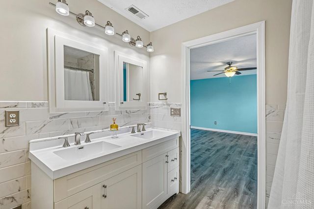 287 Leather Leaf Lane, Lebanon, OH 45036