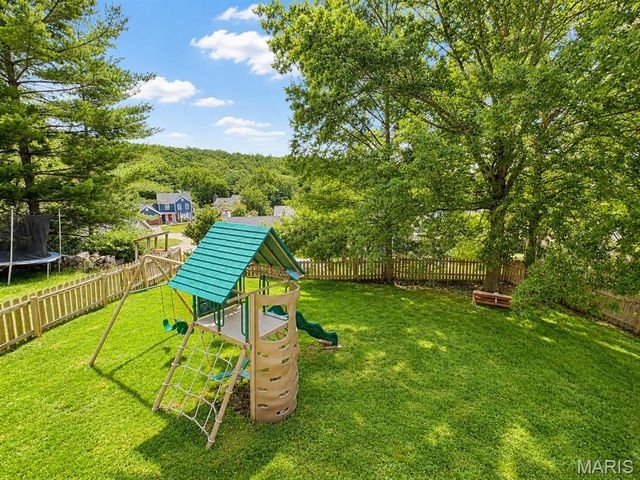 17181 Elm Trail Drive, Eureka, MO 63025