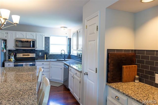 17181 Elm Trail Drive, Eureka, MO 63025