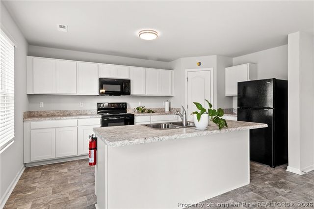 161 Desert Orchid Circle, Raeford, NC 28376
