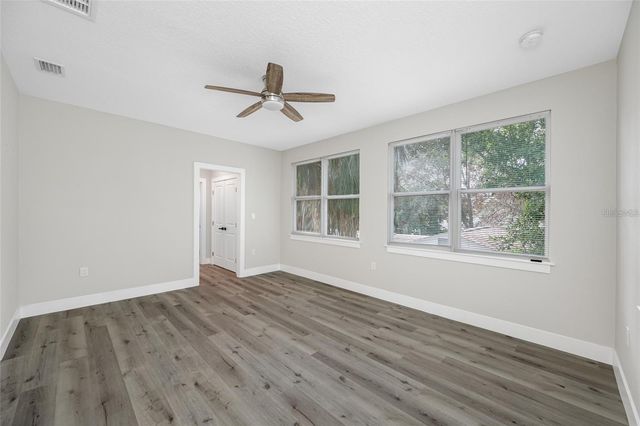 6910 DARTMOUTH AVENUE N, St Petersburg, FL 33710
