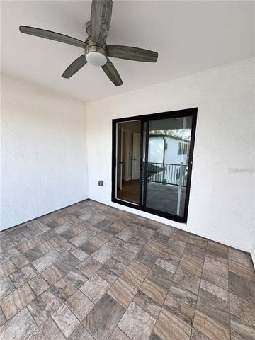 6910 DARTMOUTH AVENUE N, St Petersburg, FL 33710