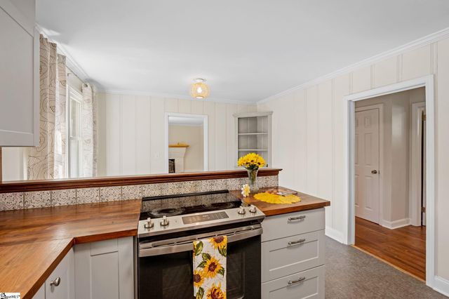 11 Mauldin Circle, Greenville, SC 29609