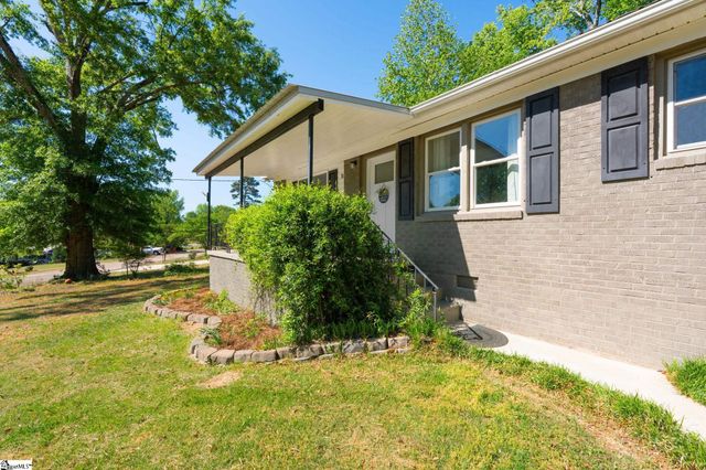 11 Mauldin Circle, Greenville, SC 29609