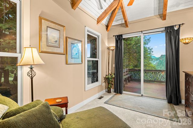 300 Falls View Drive, Lake Toxaway, NC 28774