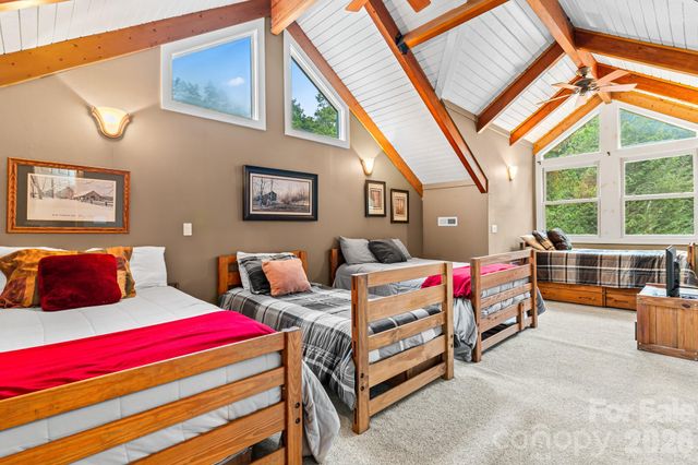 300 Falls View Drive, Lake Toxaway, NC 28774