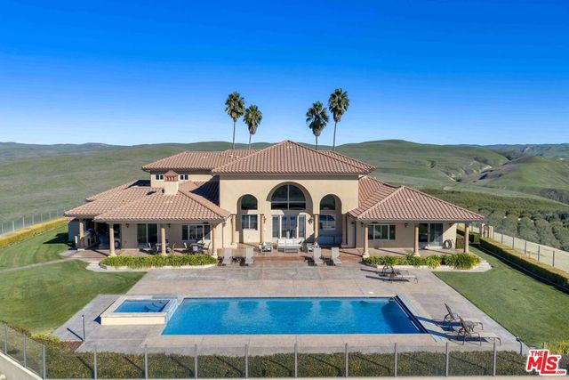 1990 E Highway 46, Shandon, CA 93461