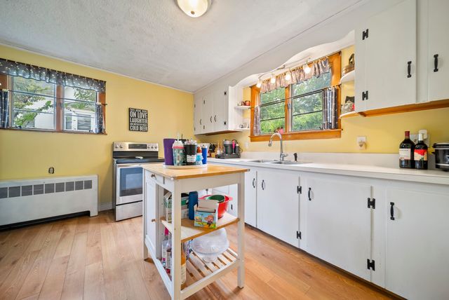 591 Lake(Upper) Avenue, Manchester, NH 03103
