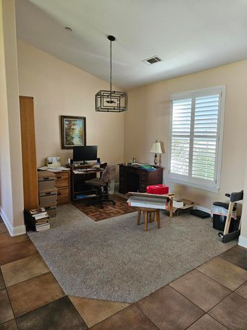 3366 Old Lantern Drive, Redding, CA 96003