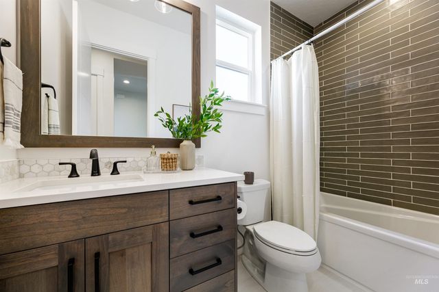 11468 S Saylis Pl, Kuna, ID 83634