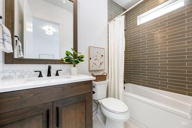 11468 S Saylis Pl, Kuna, ID 83634