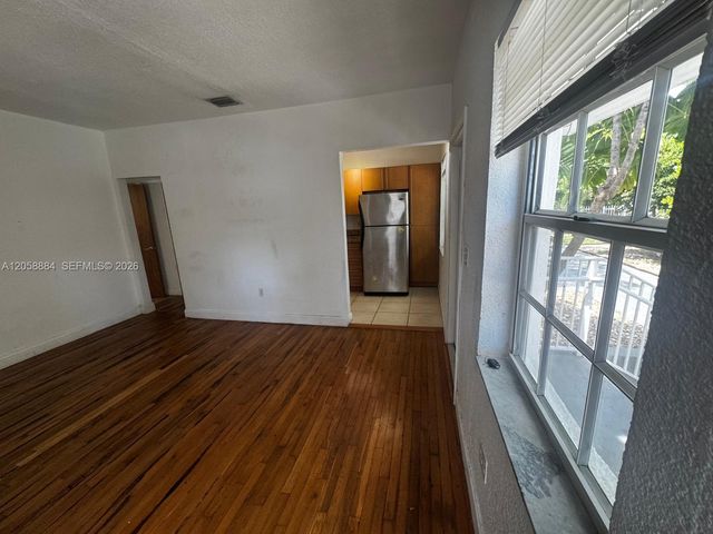 8335 Crespi Blvd 2 2, Miami Beach, FL 33141