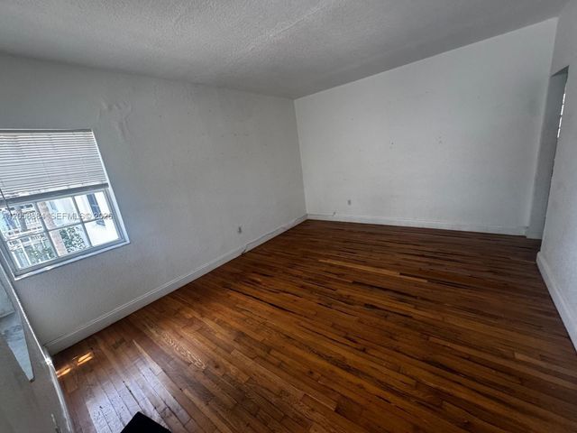 8335 Crespi Blvd 2 2, Miami Beach, FL 33141