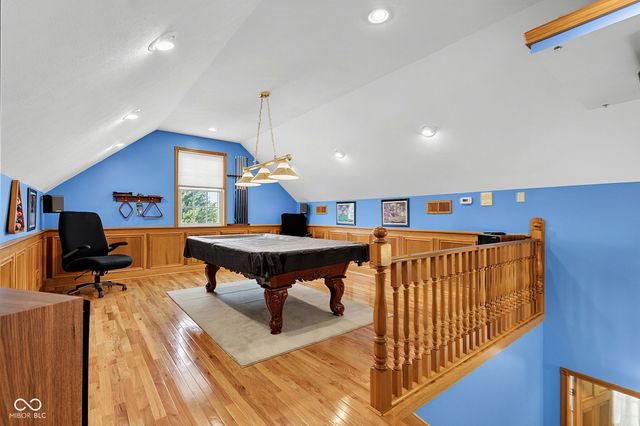 4009 S Loganberry Court, New Palestine, IN 46163