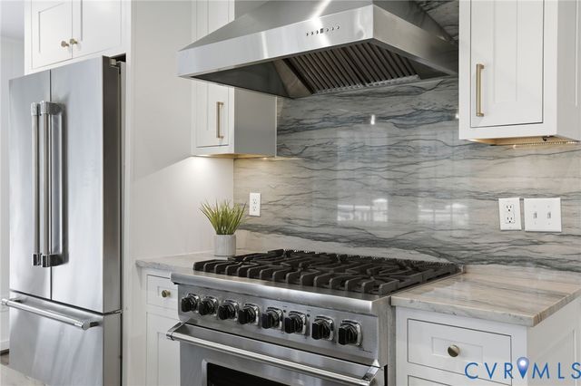 23 Rio Vista Ln, Richmond, VA 23226