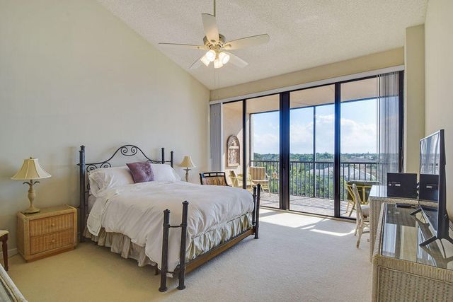 11370 Twelve Oaks Way 614, North Palm Beach, FL 33408