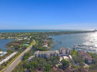 11370 Twelve Oaks Way 614, North Palm Beach, FL 33408