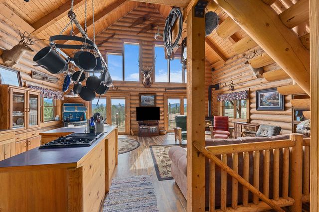 1076 Starvation Lake Rd, Colville, WA 99114