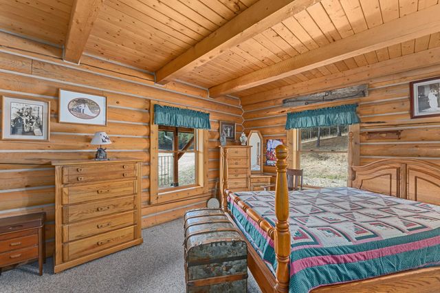 1076 Starvation Lake Rd, Colville, WA 99114