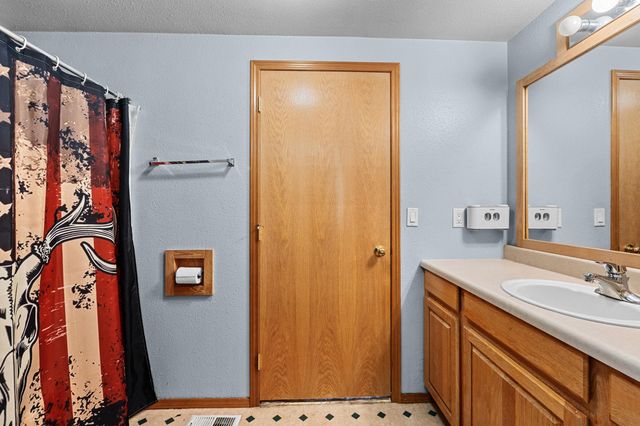 1076 Starvation Lake Rd, Colville, WA 99114