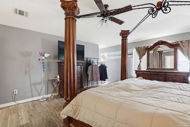 8403 apache, Converse, TX 78109