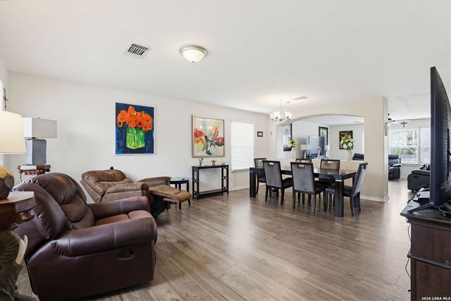 8403 apache, Converse, TX 78109