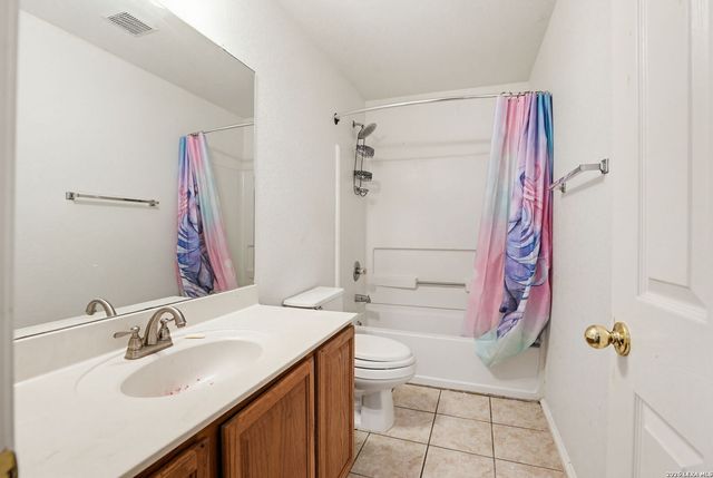 8403 apache, Converse, TX 78109