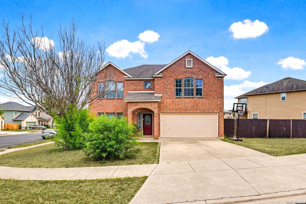 8403 apache, Converse, TX 78109