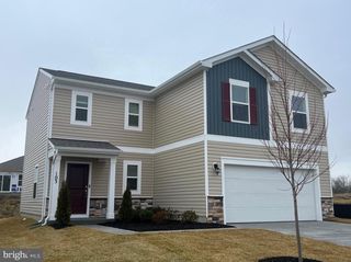 103 DINGES ST, Stephens City, VA 22655