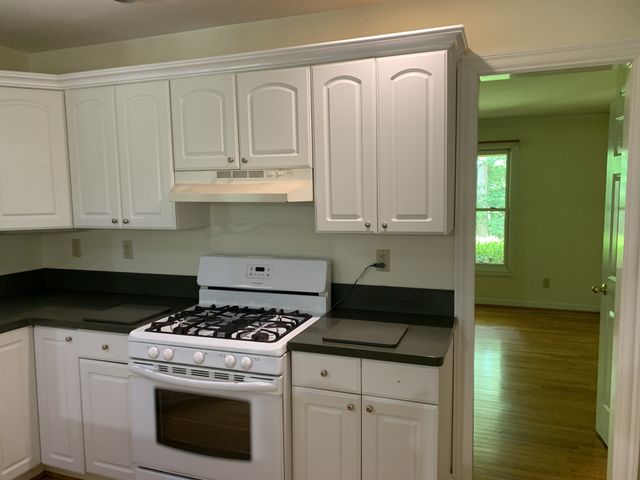 415 Laurel Branch Trl, Sewanee, TN 37375