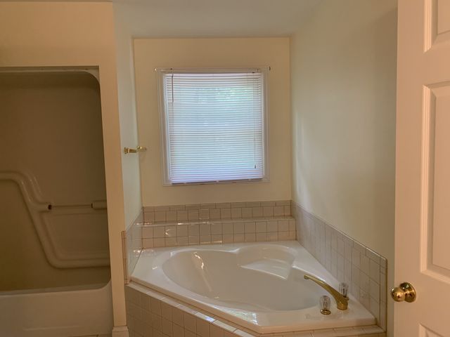 415 Laurel Branch Trl, Sewanee, TN 37375