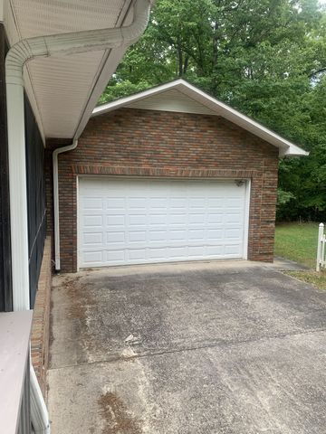 415 Laurel Branch Trl, Sewanee, TN 37375