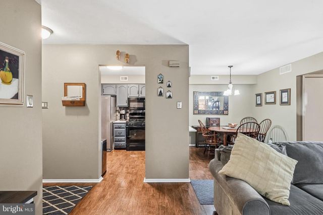 3305-A RAMSBURY CT, Mount Laurel, NJ 08054