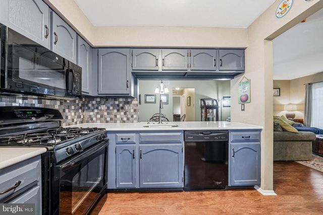 3305-A RAMSBURY CT, Mount Laurel, NJ 08054