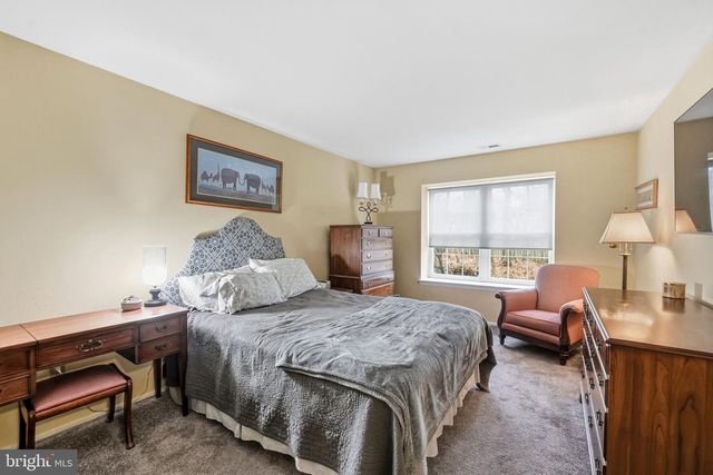 3305-A RAMSBURY CT, Mount Laurel, NJ 08054