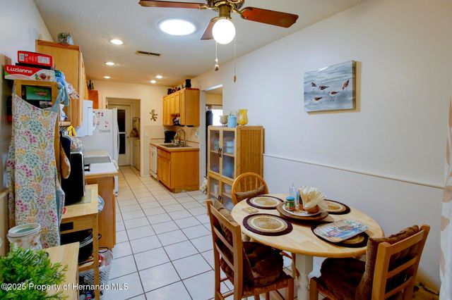 7403 Heather Walk Drive, Weeki Wachee, FL 34613