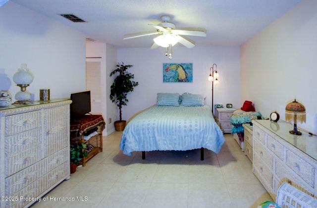 7403 Heather Walk Drive, Weeki Wachee, FL 34613