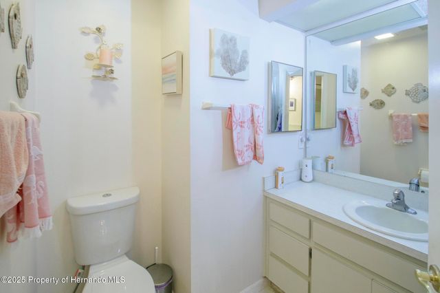 7403 Heather Walk Drive, Weeki Wachee, FL 34613