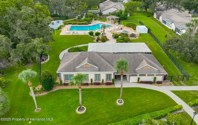7403 Heather Walk Drive, Weeki Wachee, FL 34613