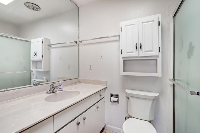 13 TENNIS Court NW, Albuquerque, NM 87120