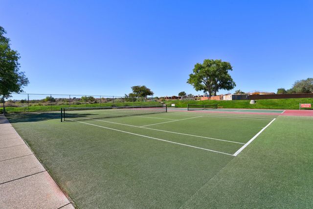 13 TENNIS Court NW, Albuquerque, NM 87120