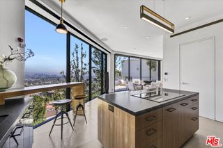 8526 Hollywood Boulevard, Los Angeles, CA 90069