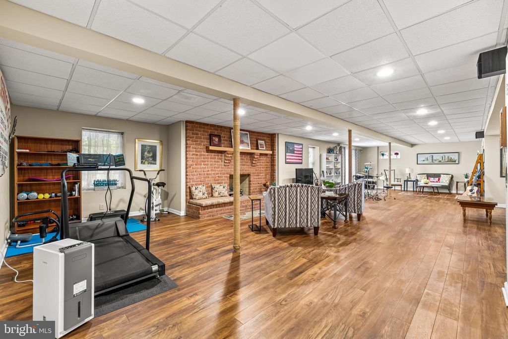 Image 33 of property listing at 904 MAPLEHURST LN, Monkton, MD 21111
