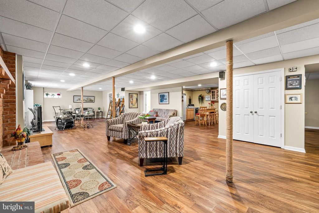 Image 34 of property listing at 904 MAPLEHURST LN, Monkton, MD 21111