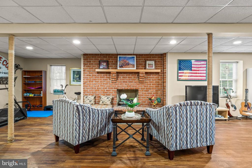 Image 35 of property listing at 904 MAPLEHURST LN, Monkton, MD 21111