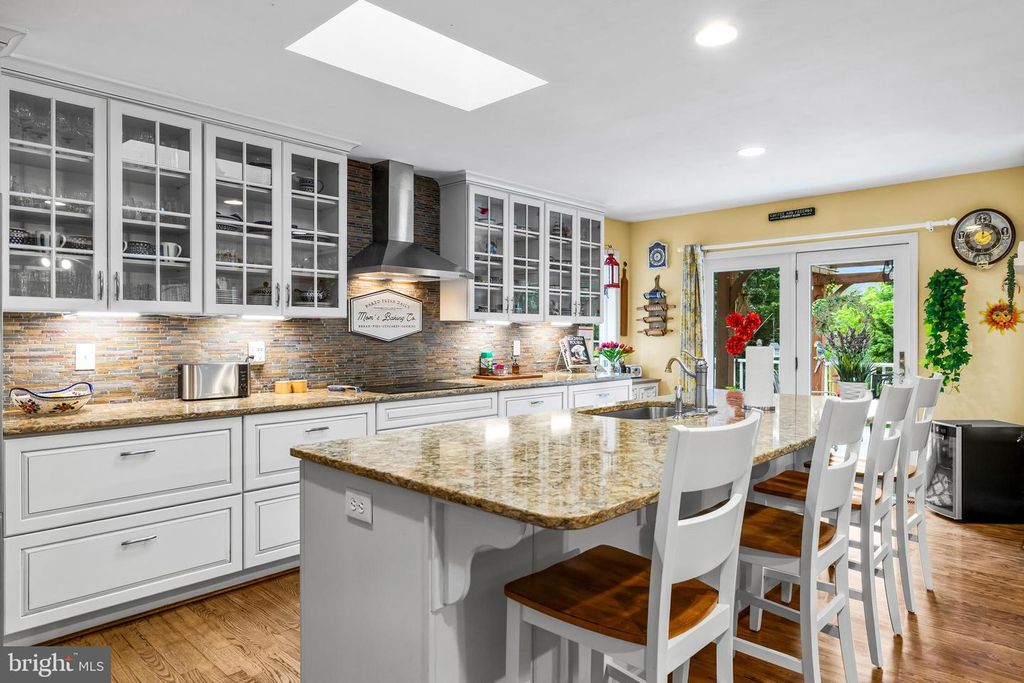Image 9 of property listing at 904 MAPLEHURST LN, Monkton, MD 21111